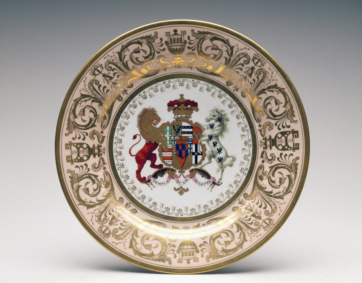 Talíř od Stowe Service, Worcester Porcelain, vyrobený Flight, Barr and Barr, c.1813 (soft-paste porcelán) od English School