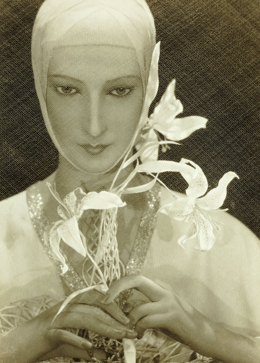Reklama pro Elizabeth Arden, out-take od Adolf de Meyer