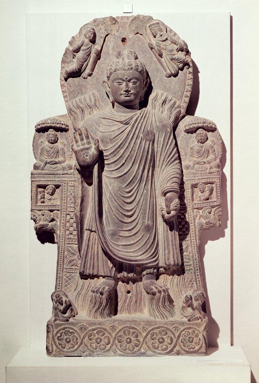 Buddha velkého zázraku nebo, zázrak Sravasti, z kláštera Paitava, škola Kapisa, 3.-4. století (břidlice) od Afghan School