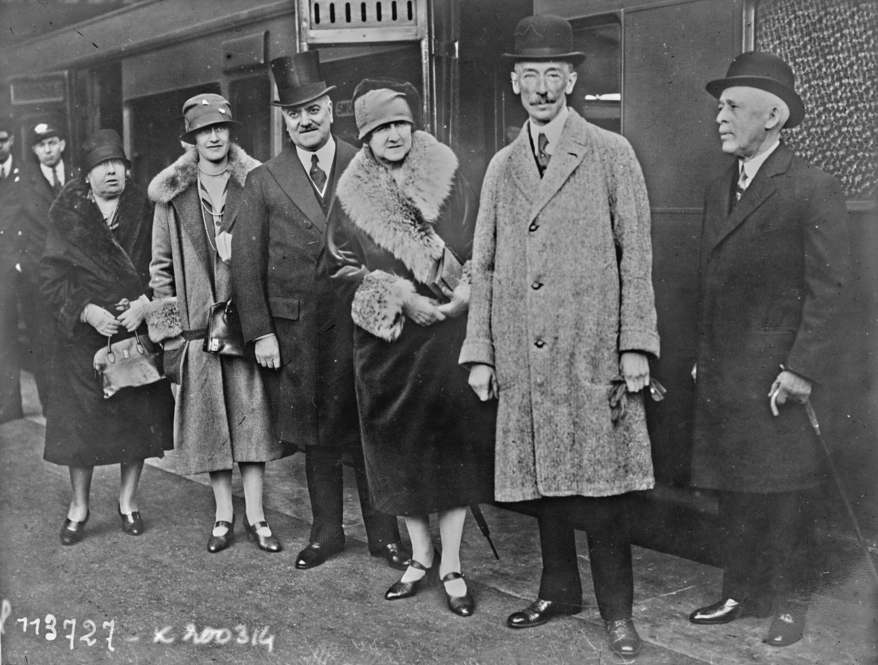 Louis-Alexandre Taschereau, premiér Quebecu, a jeho manželka Adine Dionneová v Londýně, 14. října 1926. od Agence Rol