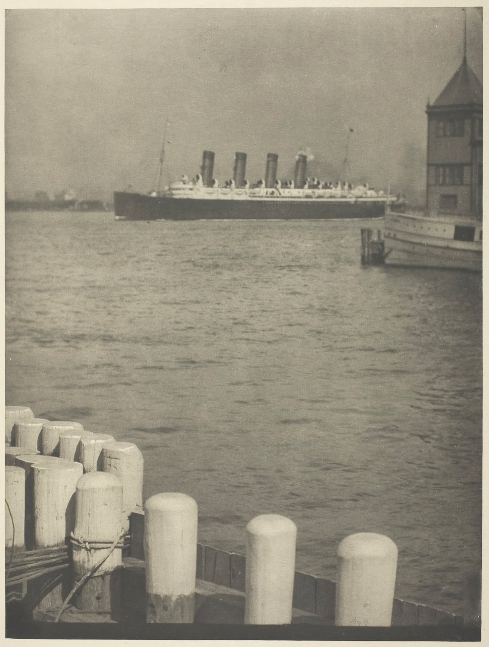 Outward Bound, The Mauretania, 1910. od Alfred Stieglitz