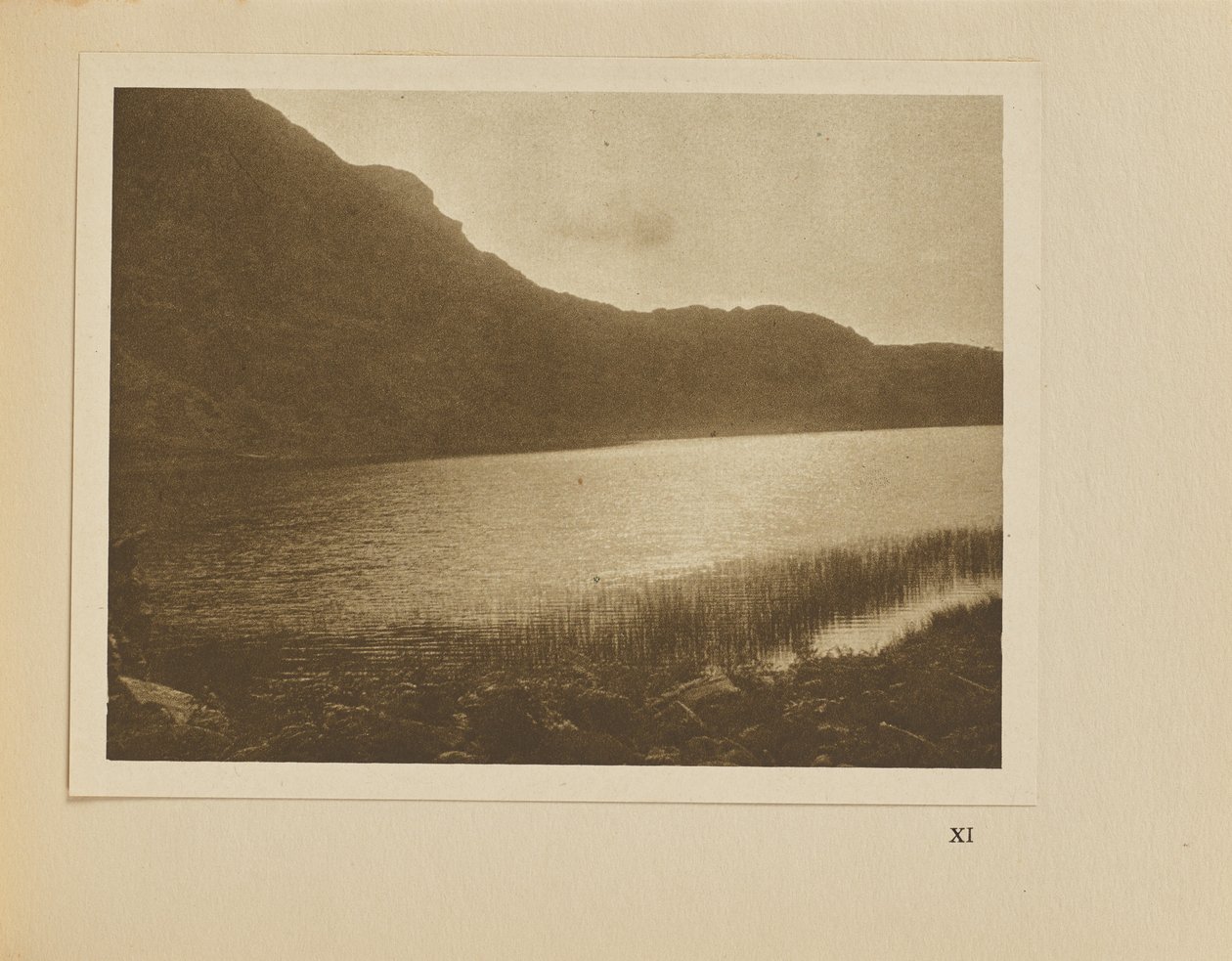 Llyn Cwmbychan od Alvin Langdon Coburn