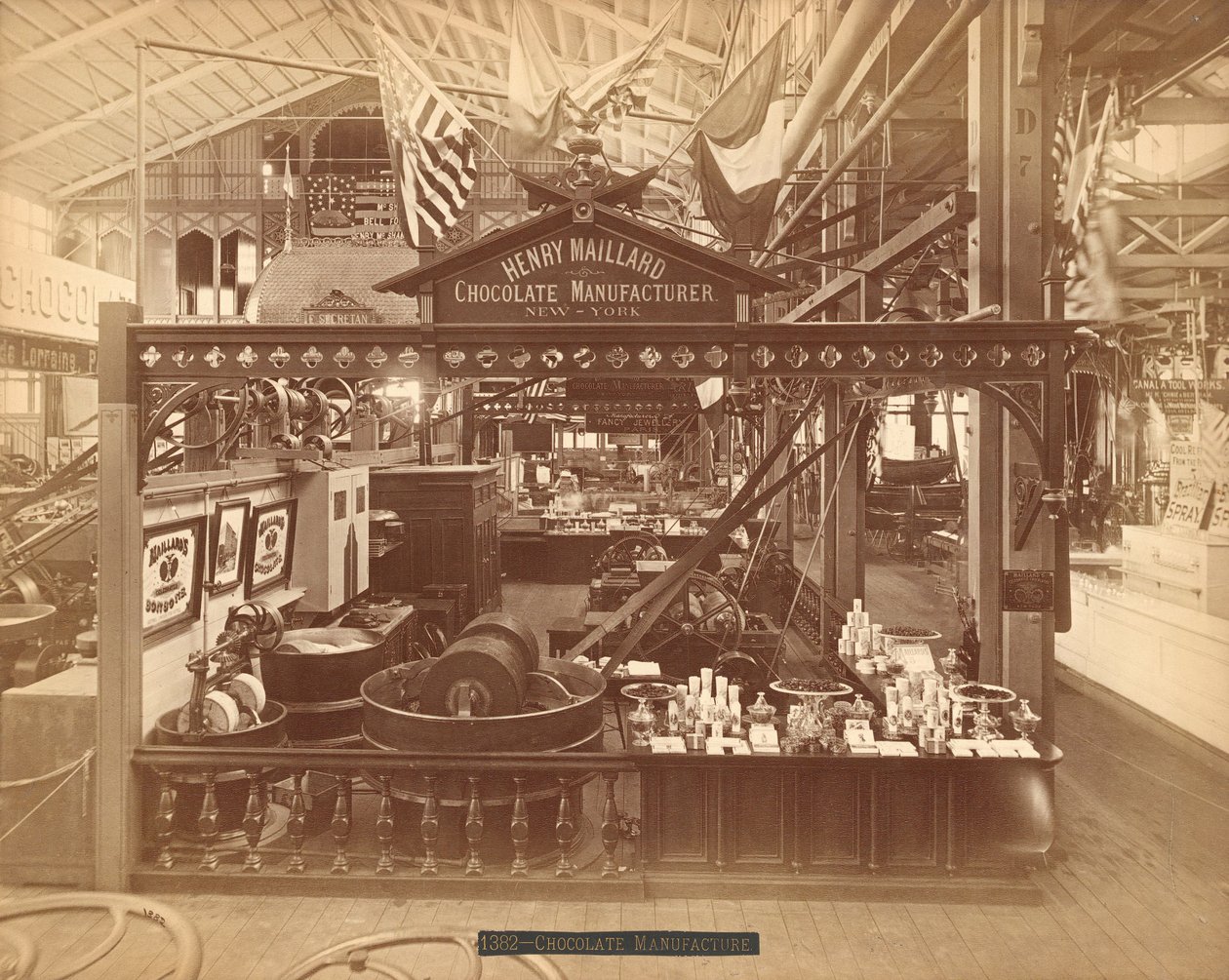 Henry Maillardin näyttely - Machinery Hall od American Photographer