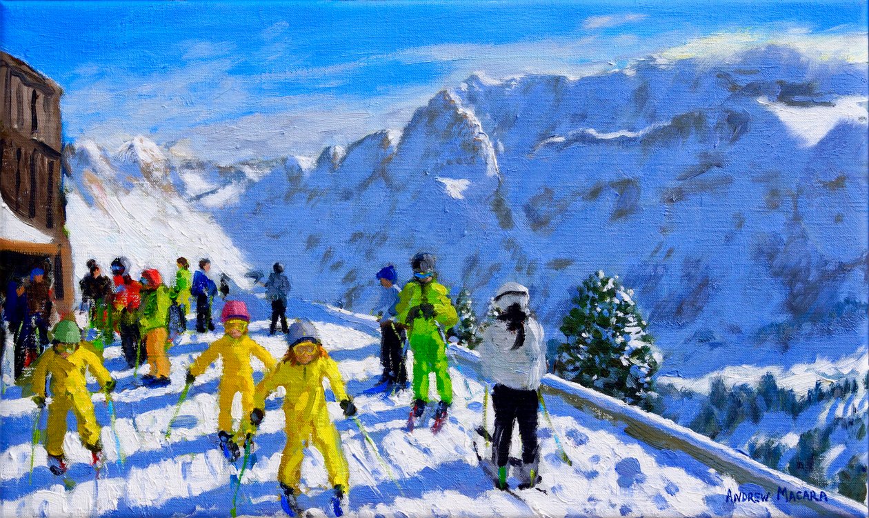 Mladí lyžaři ve žlutém, Val Gardena Itálie.12x20 od Andrew Macara