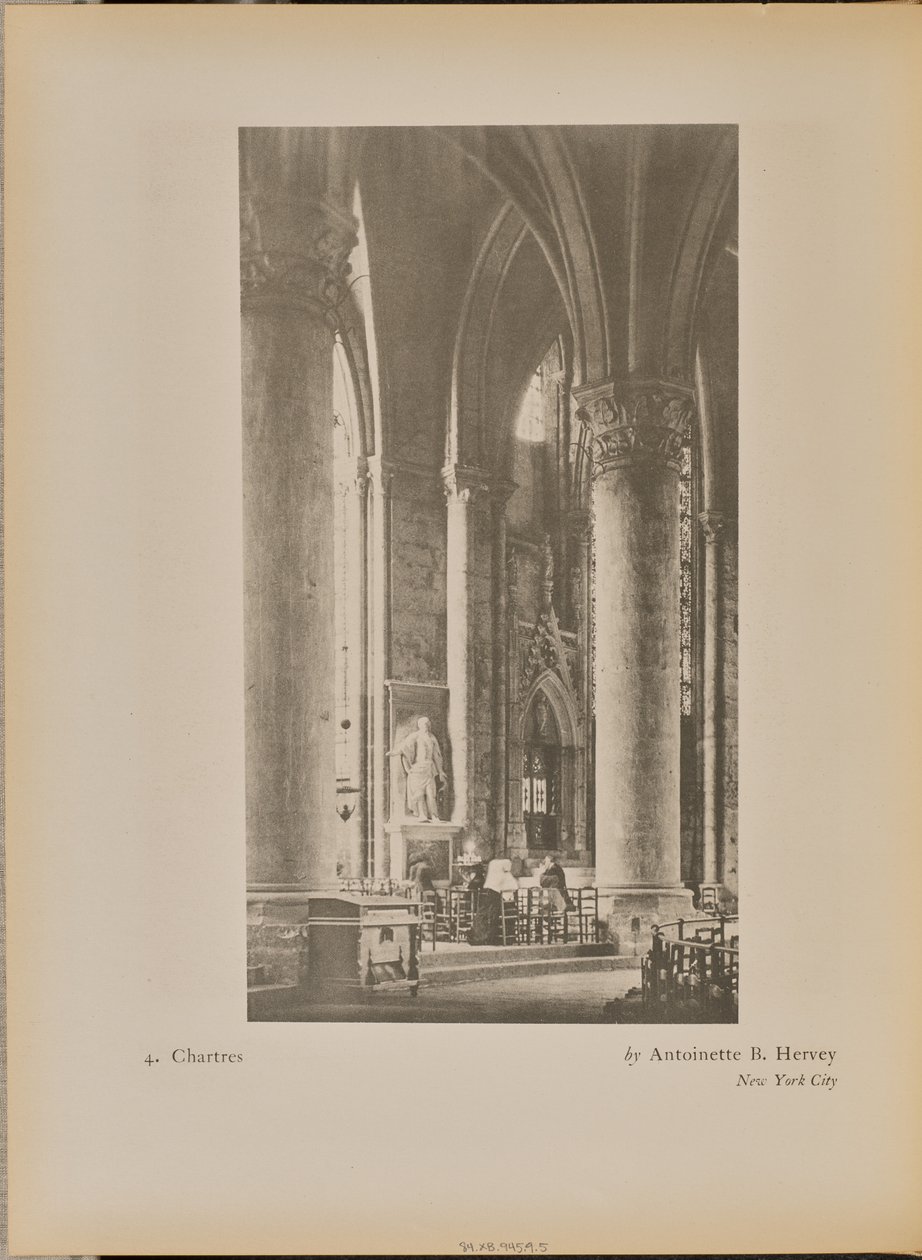 Chartres od Antoinette B. Hervey