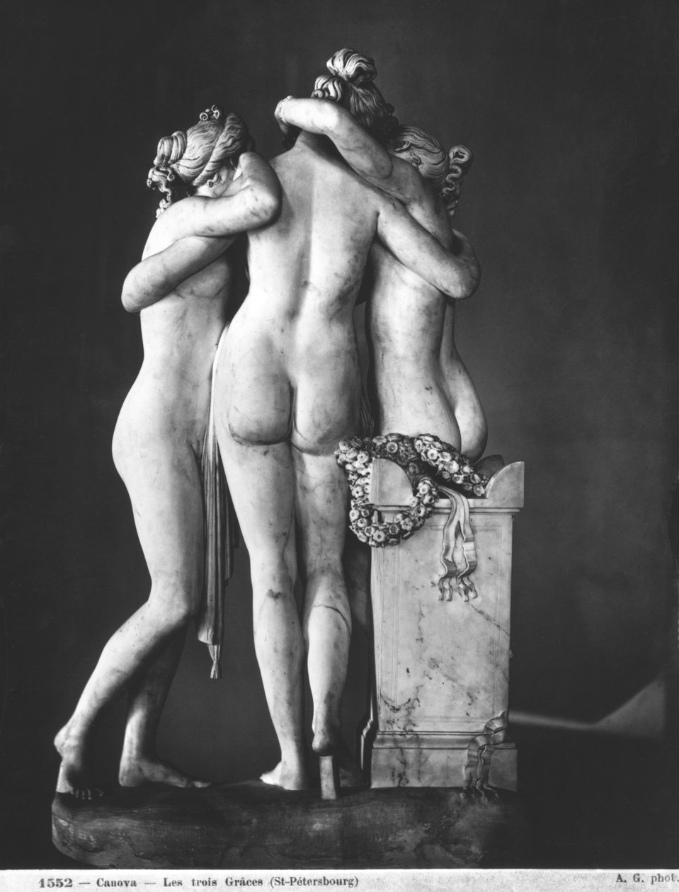 Tři Grácie, 1812-16 (mramor) (viz také 266966 a 266967) od Antonio Canova