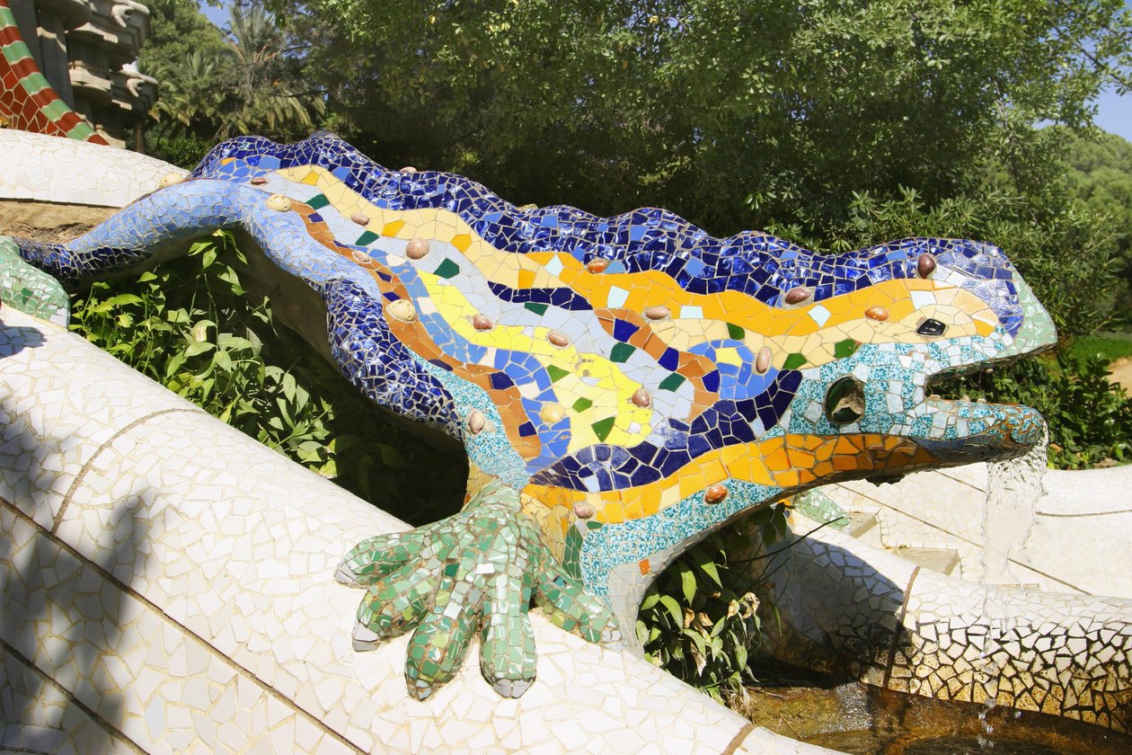 Leguán, cca 1900-14 (keramika) od Antonio Gaudi