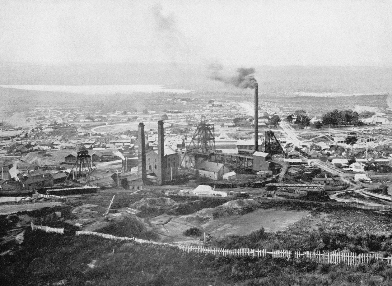 Zlatý důl Tasmania, Beaconsfield, Tasmánie, kolem roku 1900, z „Under the Southern Cross - Glimpses of Australia“, vydané v roce 1908 od Australian Photographer