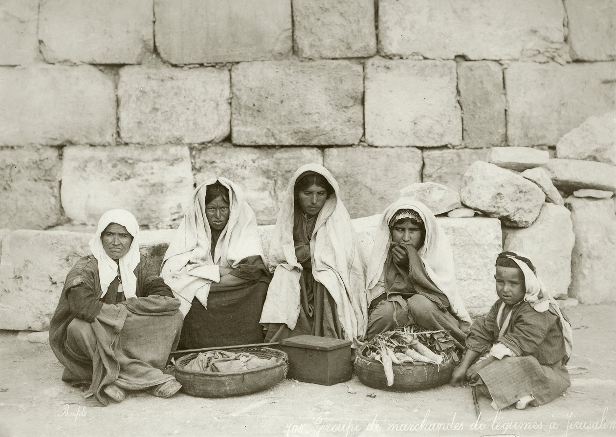 Skupina fellahinů na konci trhu, c.1867-98 od Bonfils Studio