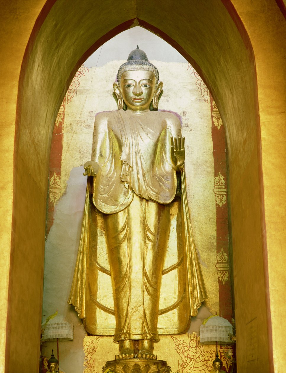 Stojící Buddha (zlato) od Burmese School