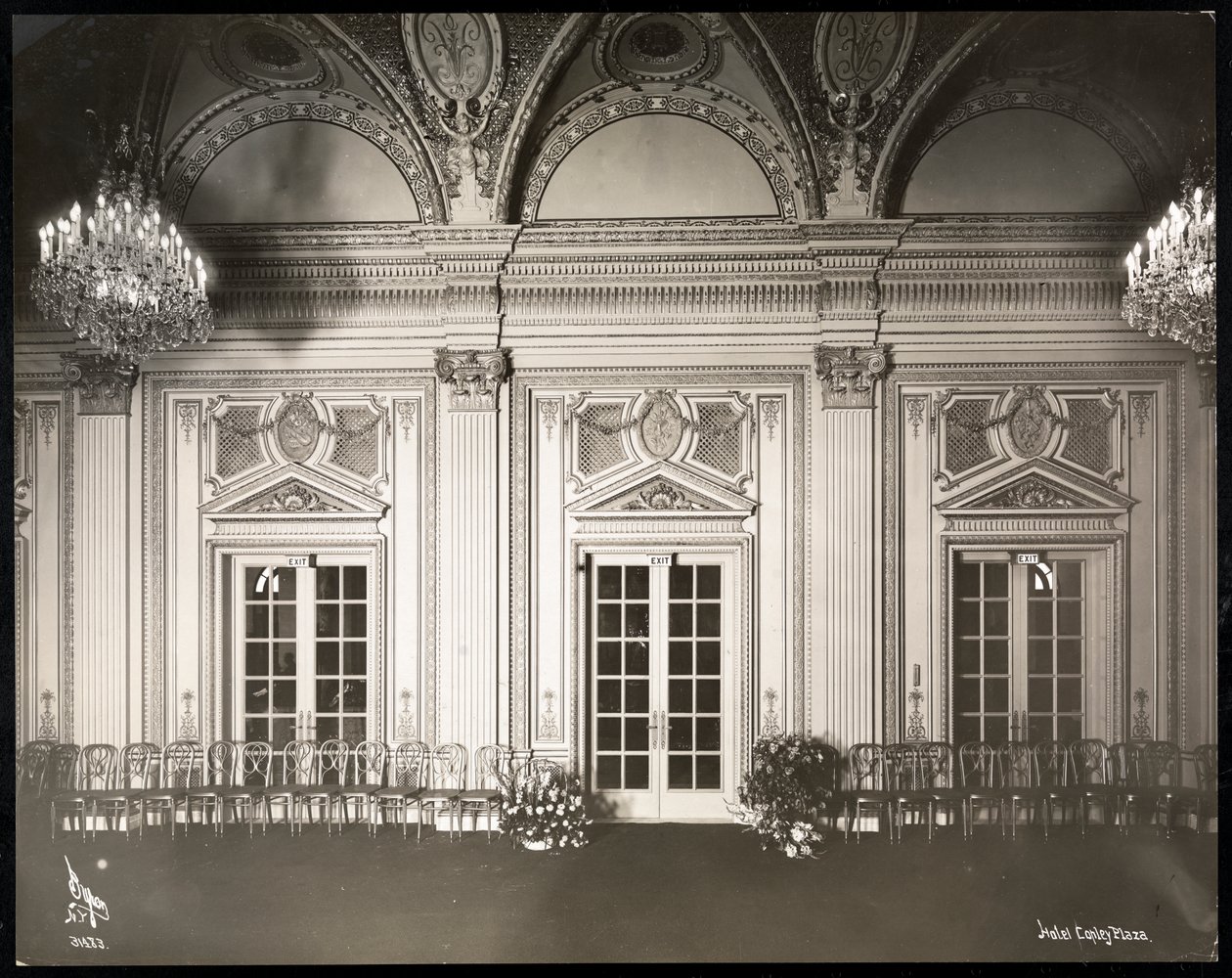 Taneční sál v hotelu Copley Plaza, Boston, 1912 nebo 1913 (stříbrný želatinový tisk) od Byron Company
