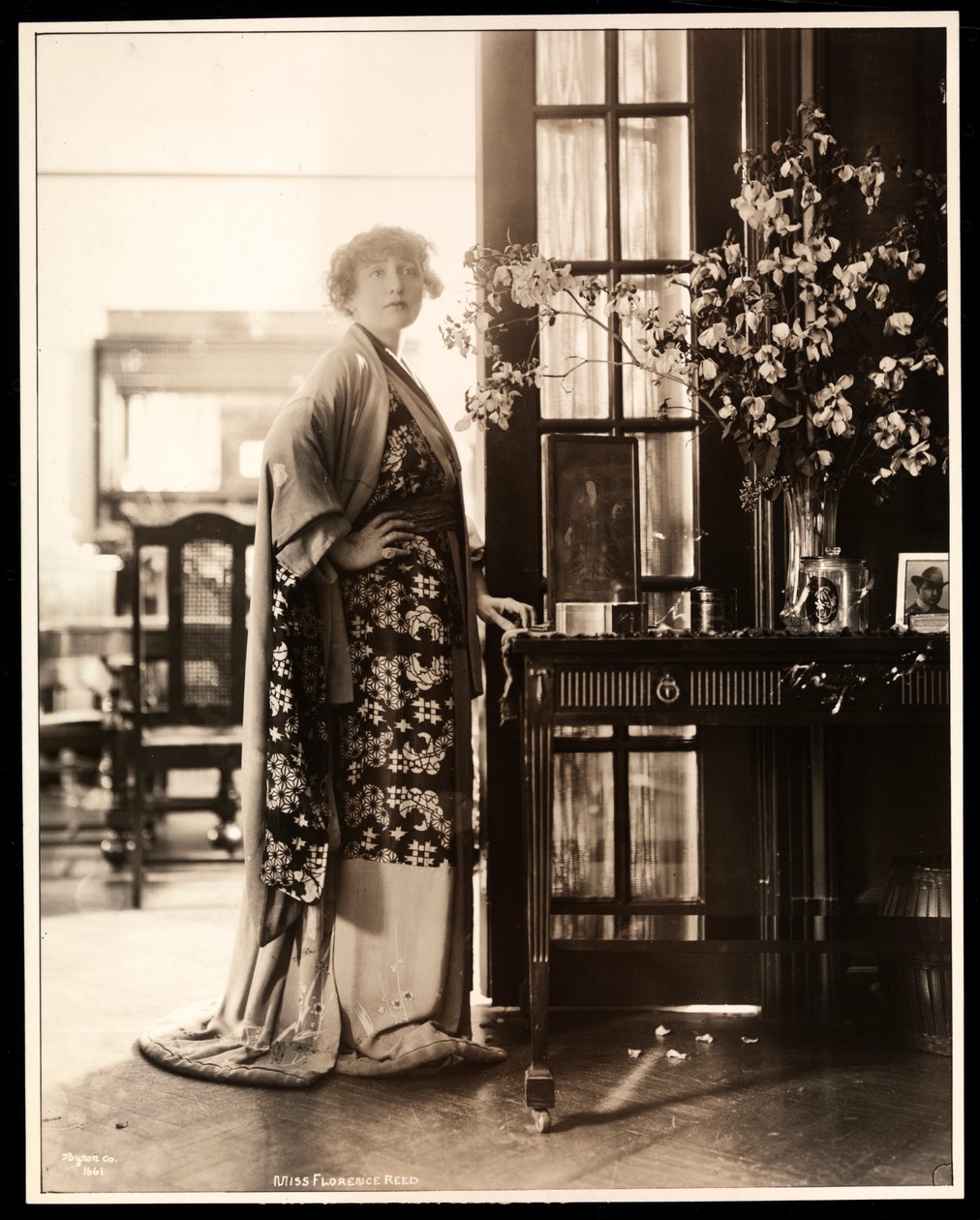 Florence Reed (stříbrný želatinový potisk) od Byron Company
