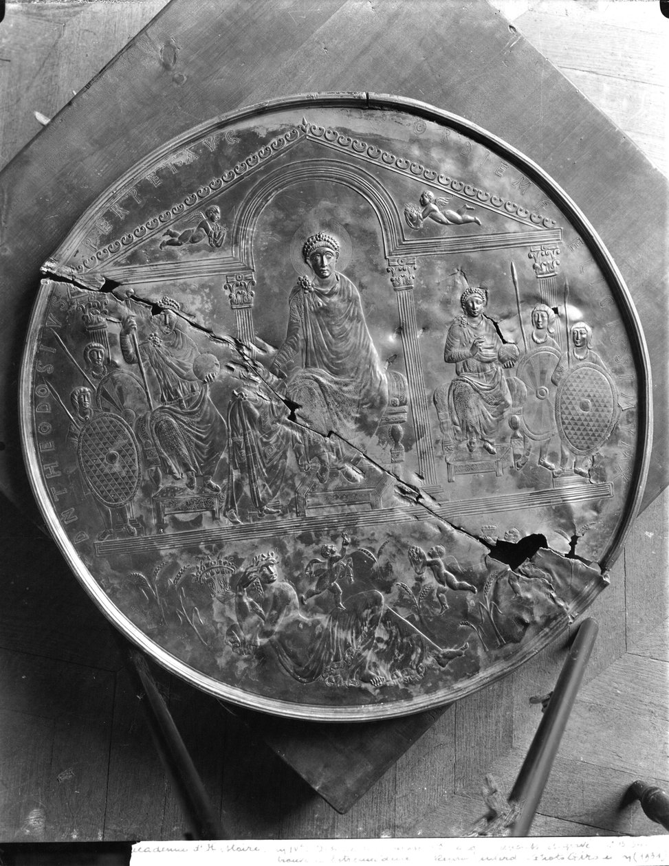 Disk Theodosia I. (347-395) Velikého, kolem 379-395 (stříbrný) od Byzantine