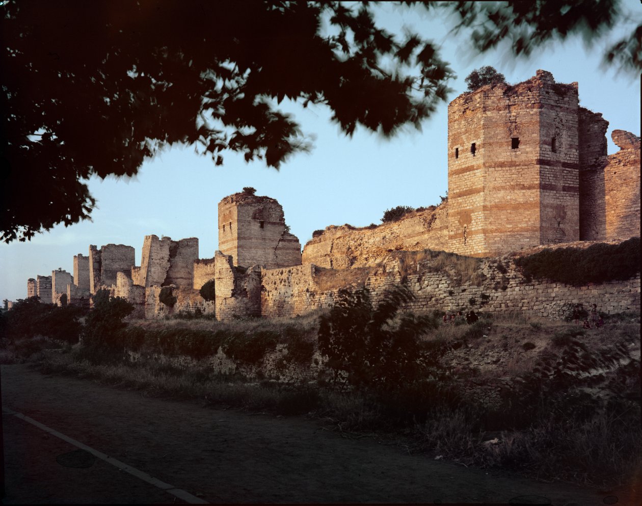 Theodosiánská zeď, postavená za vlády Theodosia II. (408-50) v letech 412-22 našeho letopočtu od Byzantine