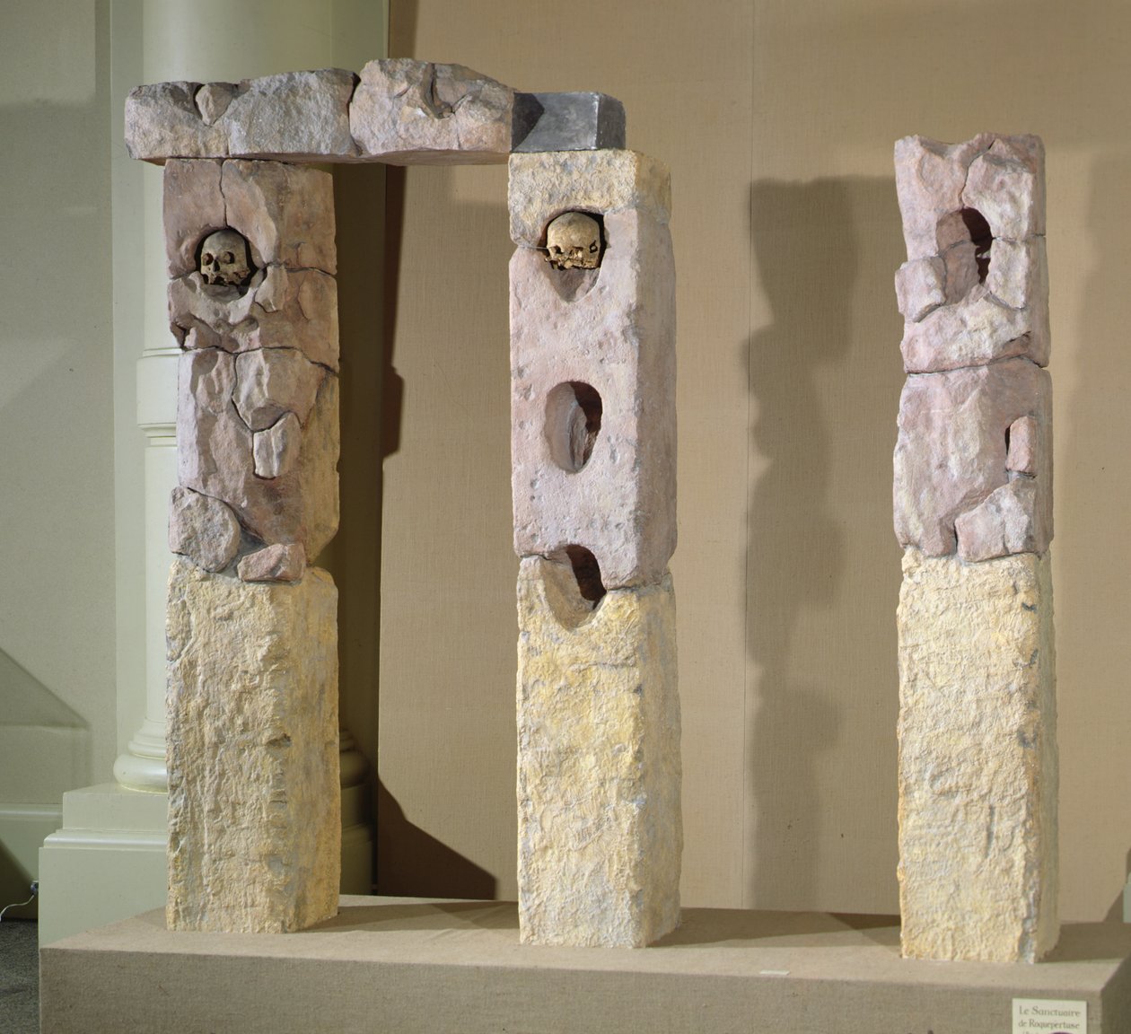 Portico (kámen) od Celtic