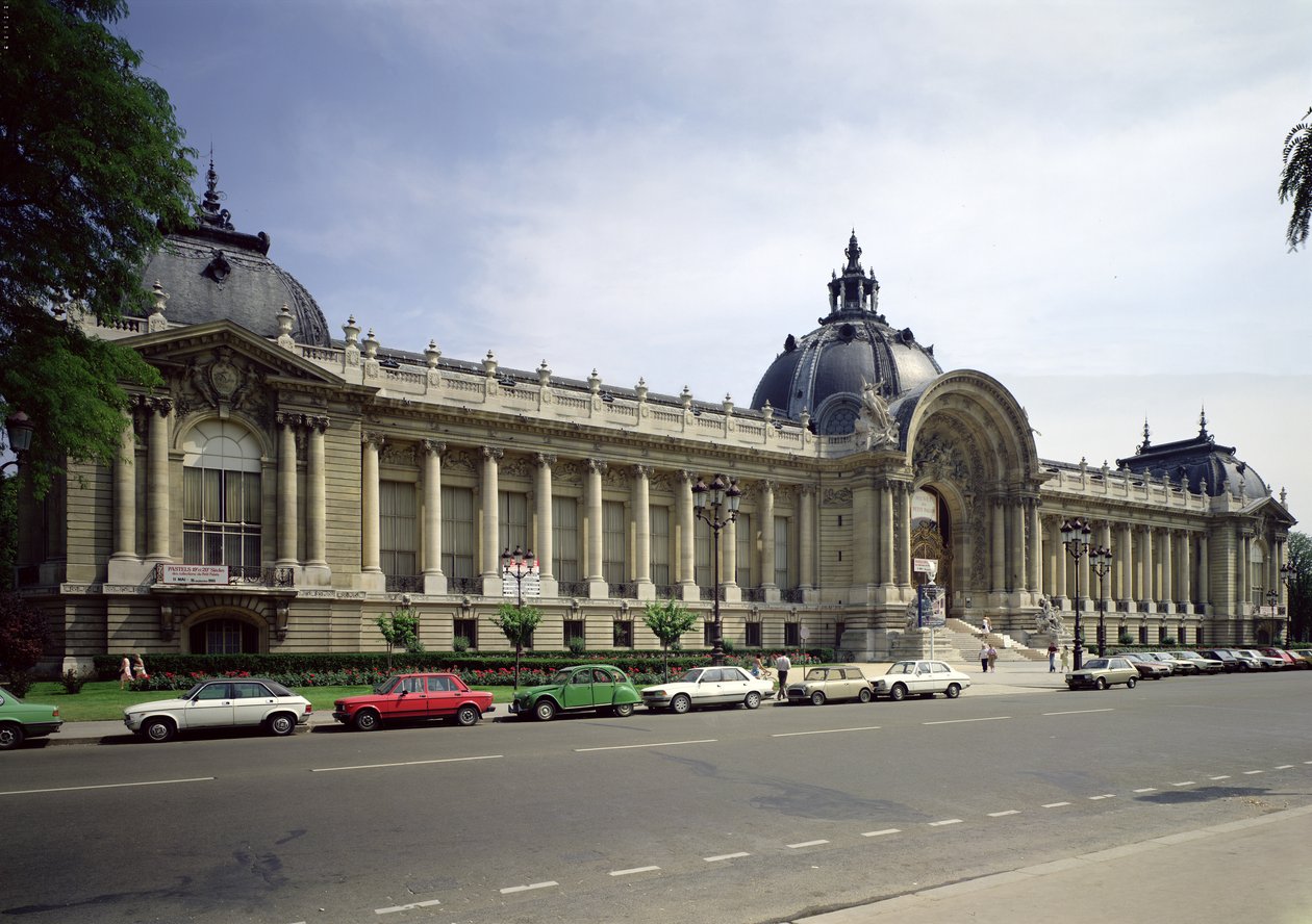 Pohled na fasádu Petit-Palais, postavený v roce 1900 (viz také 224968) od Charles Louis Girault