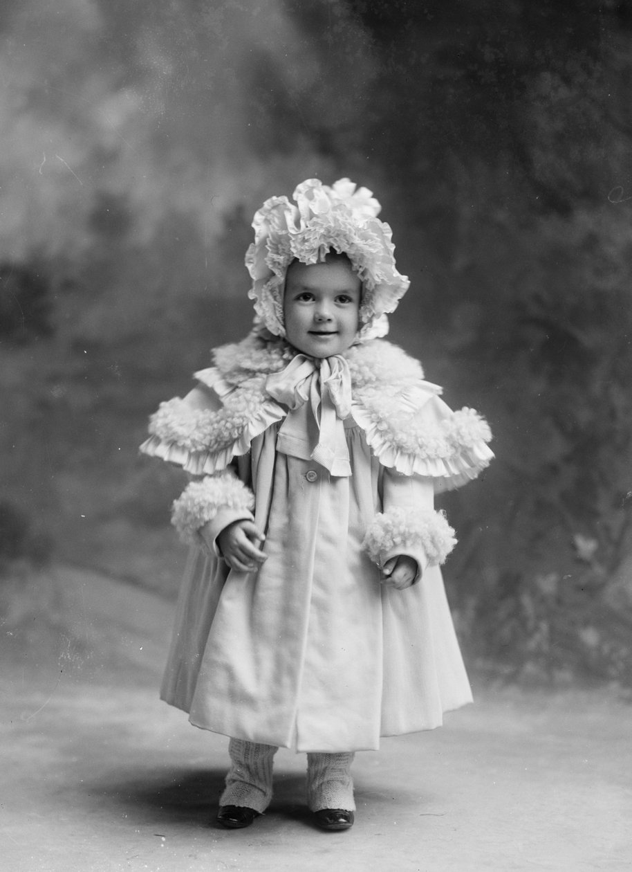 M. Brown, kolem roku 1894 od Charles Milton Bell