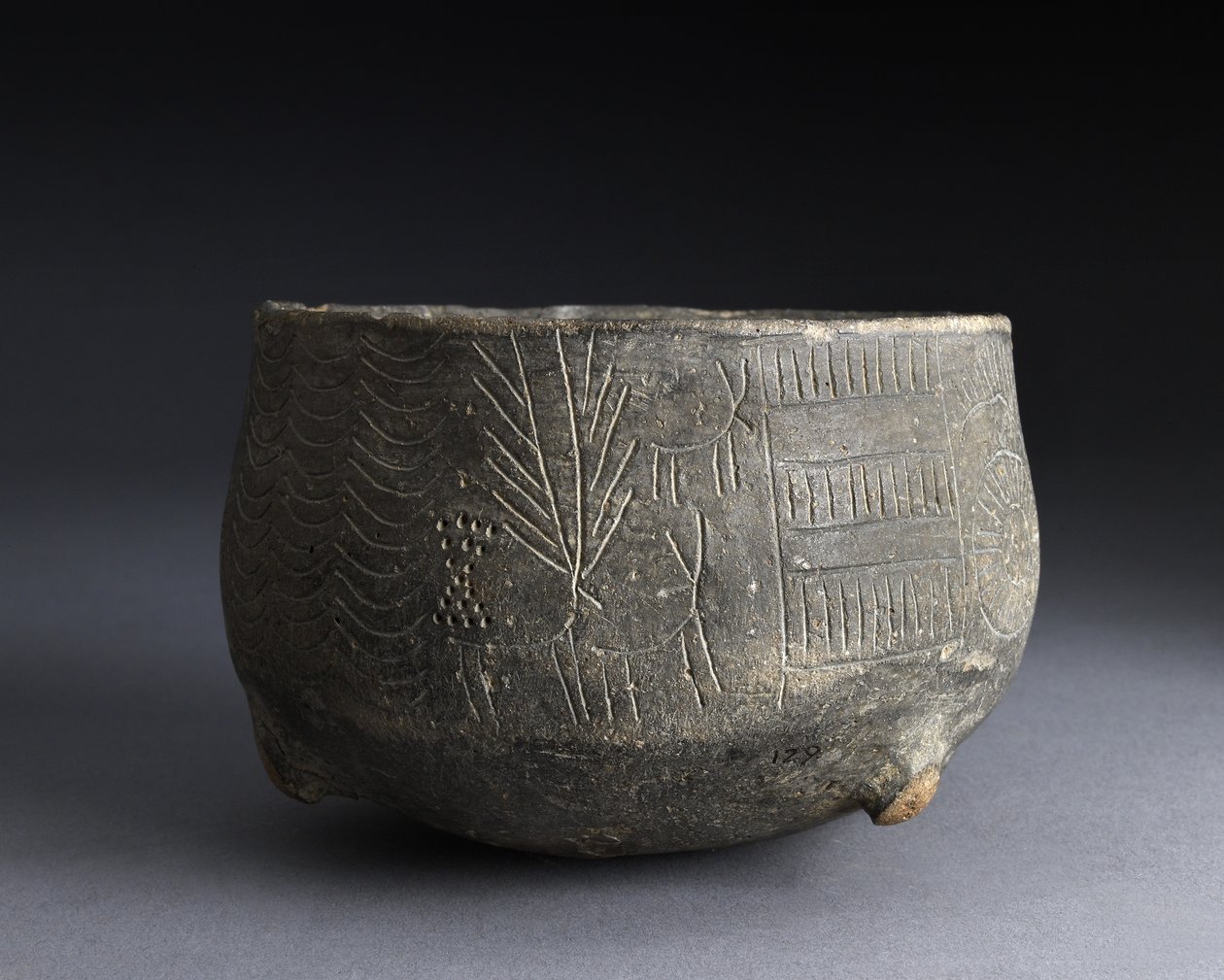 Mísa s vroubkovaným dekorem jelenů z Los Millares, Španělsko, doba měděná, cca 2000 př. n. l. (keramika) od Copper Age