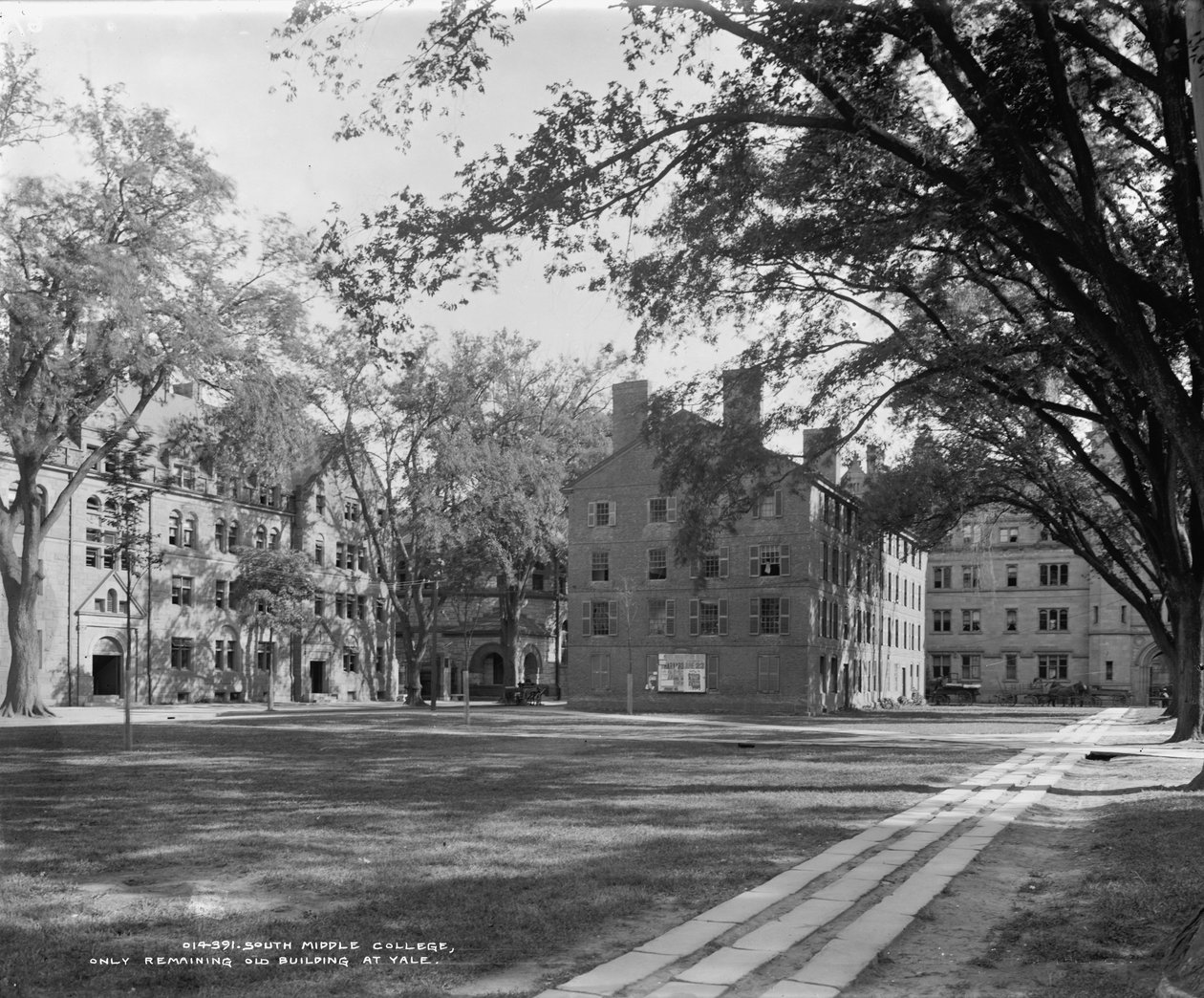 South Middle College, pouze zbývající stará budova v Yale, c.1900-06 od Detroit Publishing Co.