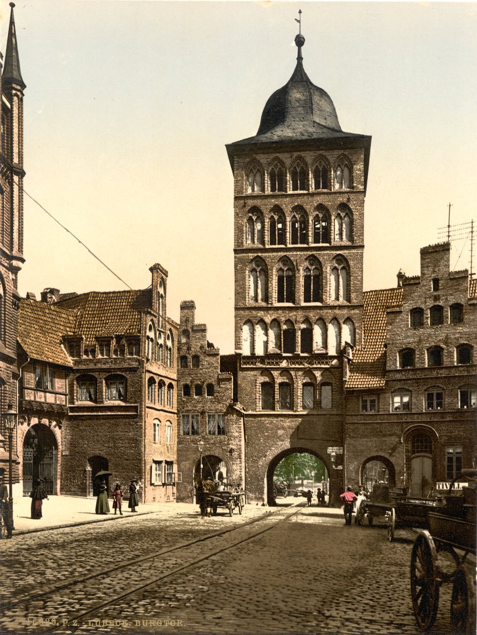Tower Arch, Lübeck, Německo, kolem roku 1900 od Detroit Publishing Co.