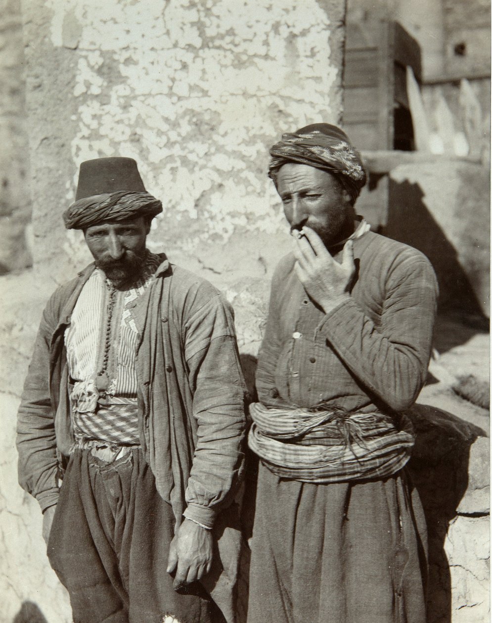 Arméni (černobílá fotografie) od Dmitri Ivanovich Yermakov