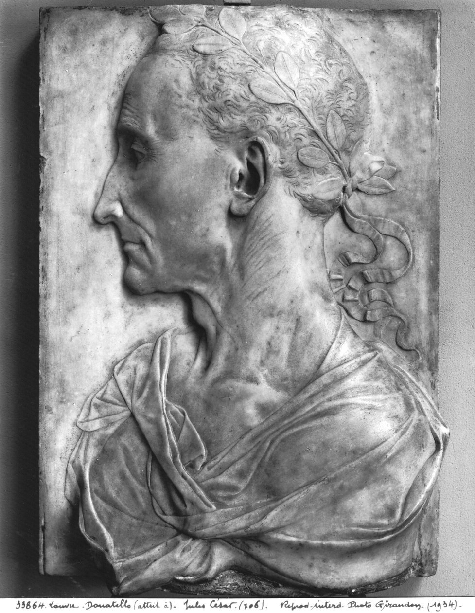 Portrét Julia Caesara (101-44 př.nl) (mramor) od Donatello