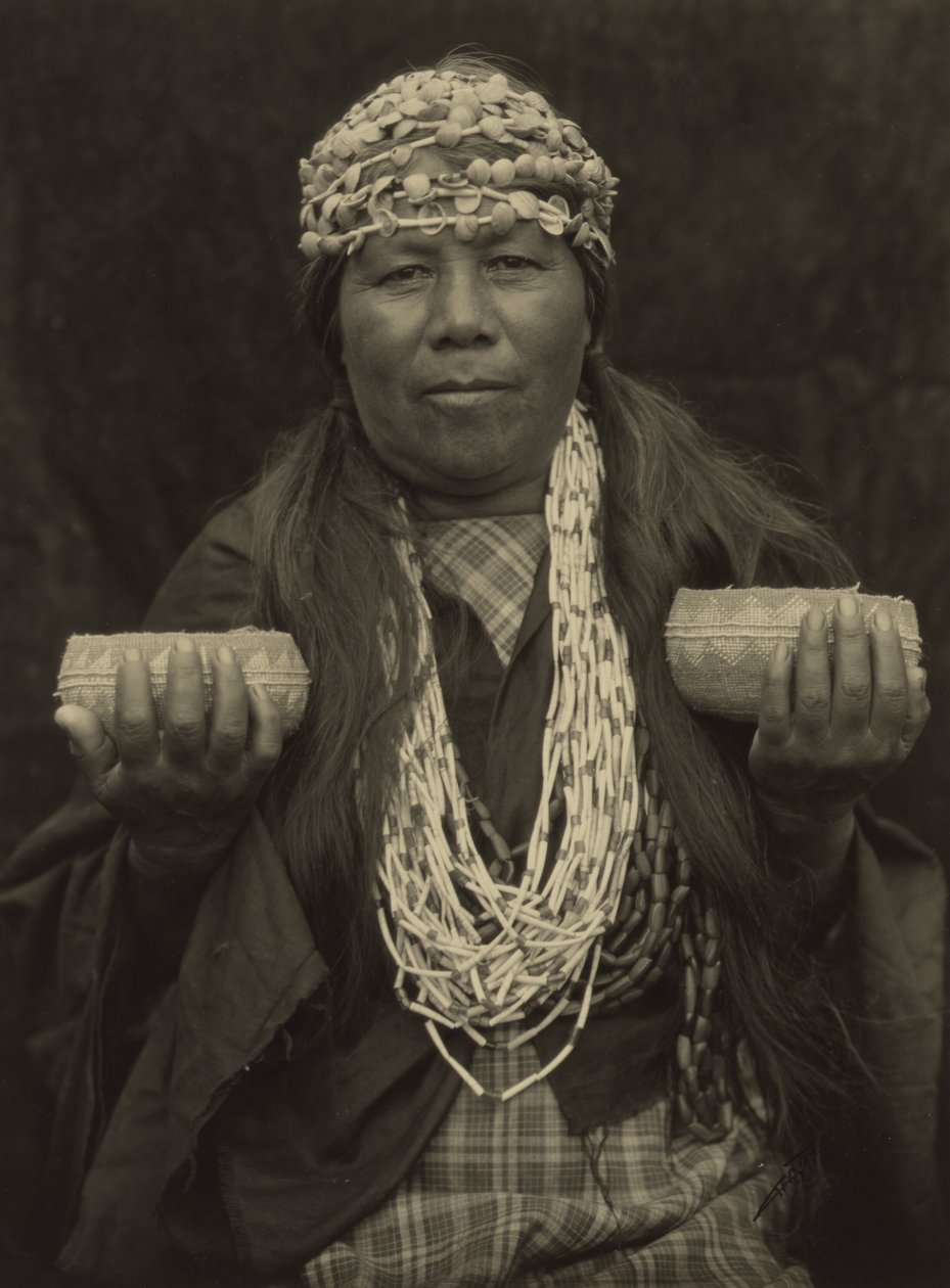 Susie Little - šamanka z Hoopy od Edward S. Curtis