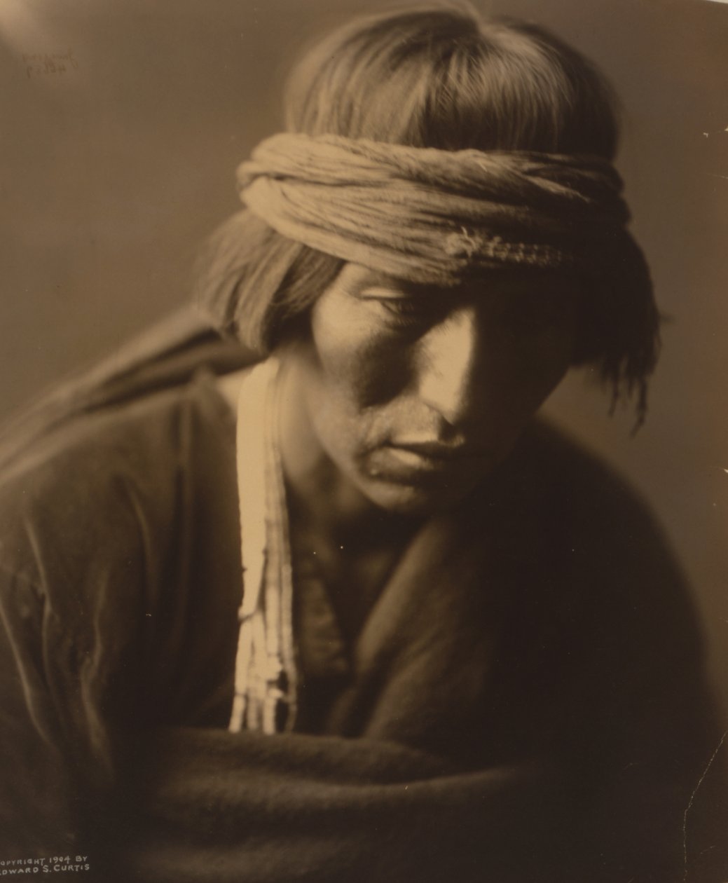 Hastobiga, Navaho Medicine Man 1904 (foto) od Edward Sheriff Curtis