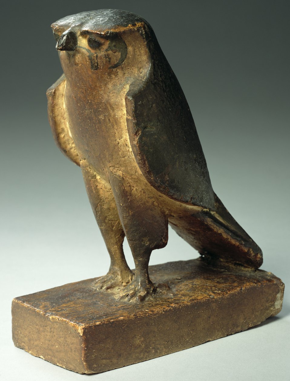 Falcon, pozdní období až Ptolemaiovské období, 664-30 př.nl (malované dřevo) od Egyptian