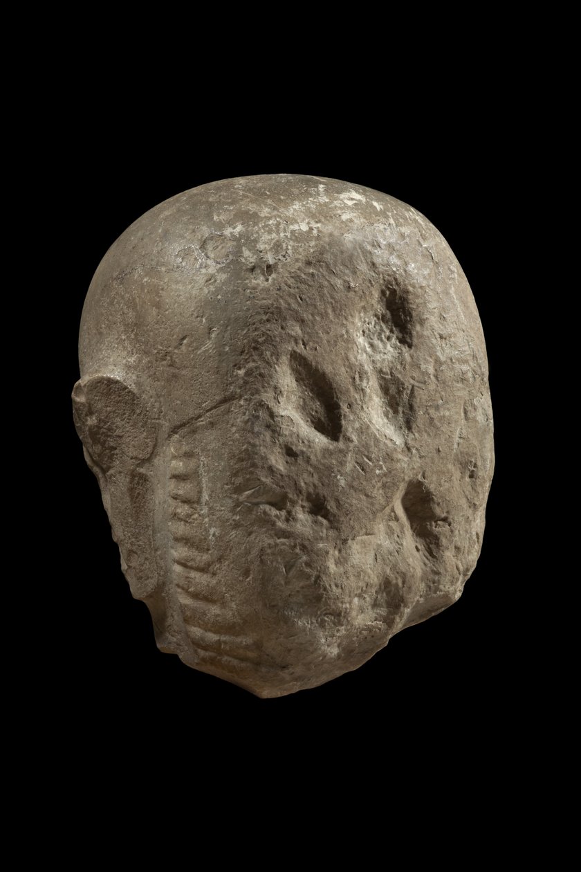 Hlava sochy boha Mina (vápenec) od Egyptian