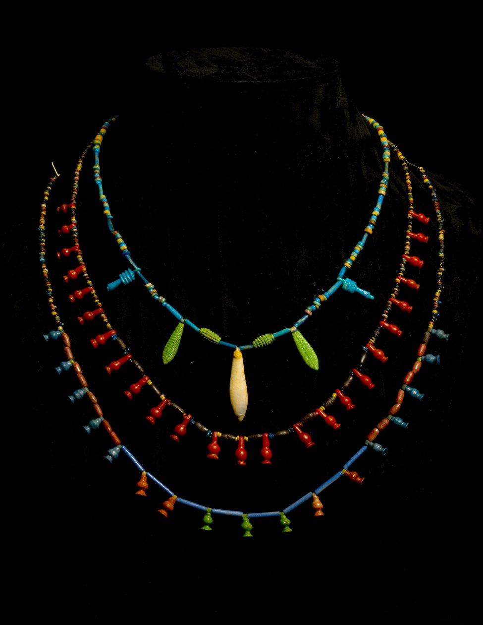 Korálkové náhrdelníky, Nová říše (fajáns) od Egyptian 18th Dynasty