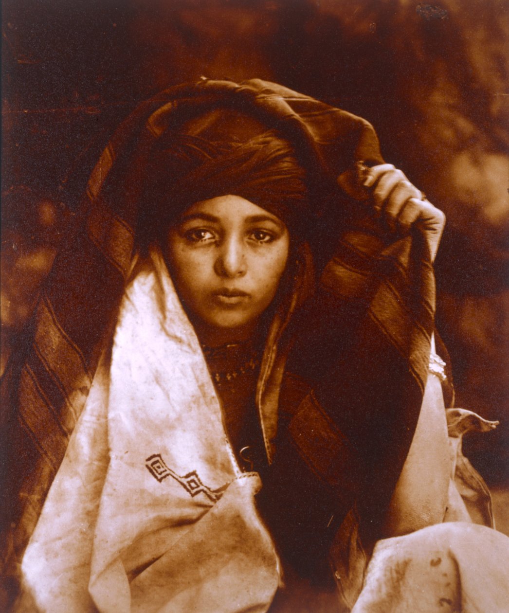 Kabylský kmen, asi 1890 (albumenový tisk) od Emile Frechon