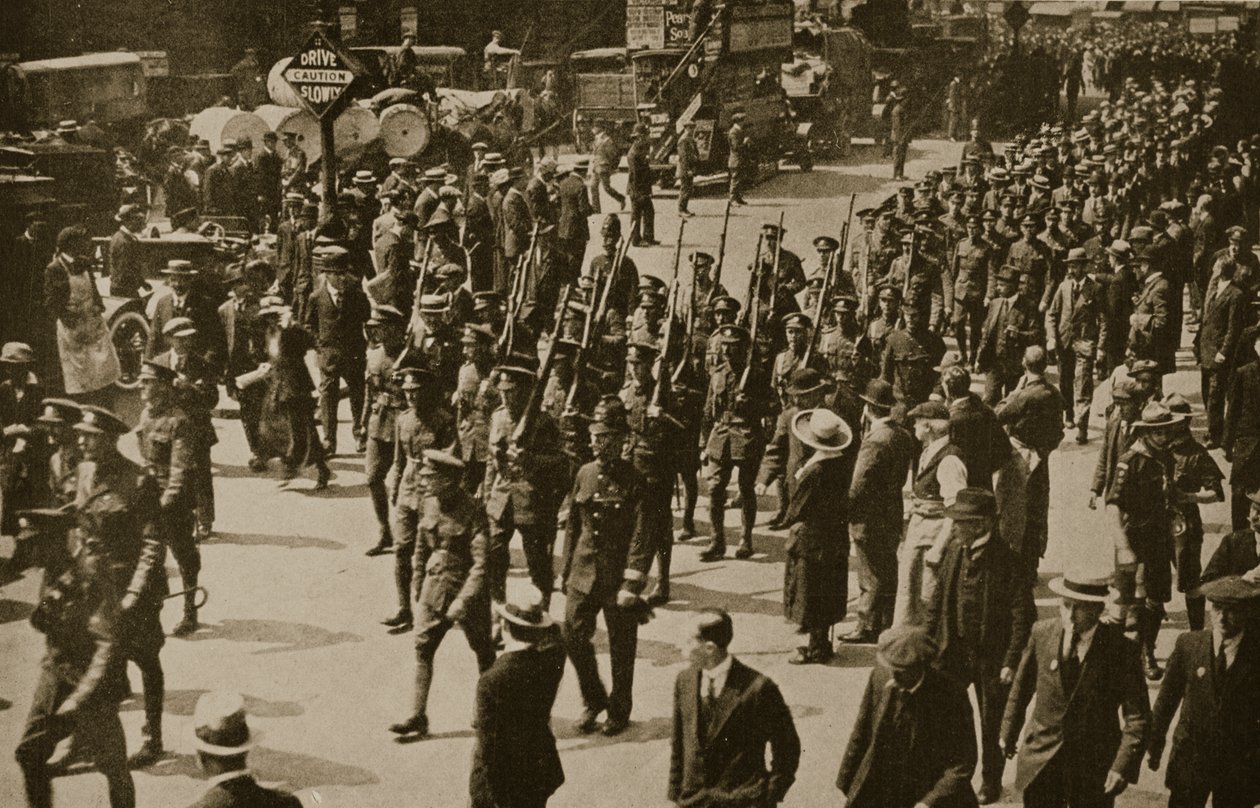 Návrat londýnských pušek po skvělých službách ve Francii, 1919 od English Photographer