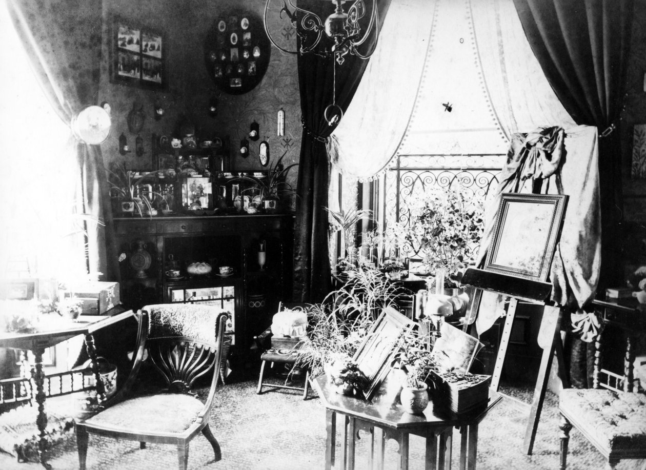 Viktoriánský salon, c.1860-99 od English Photographer