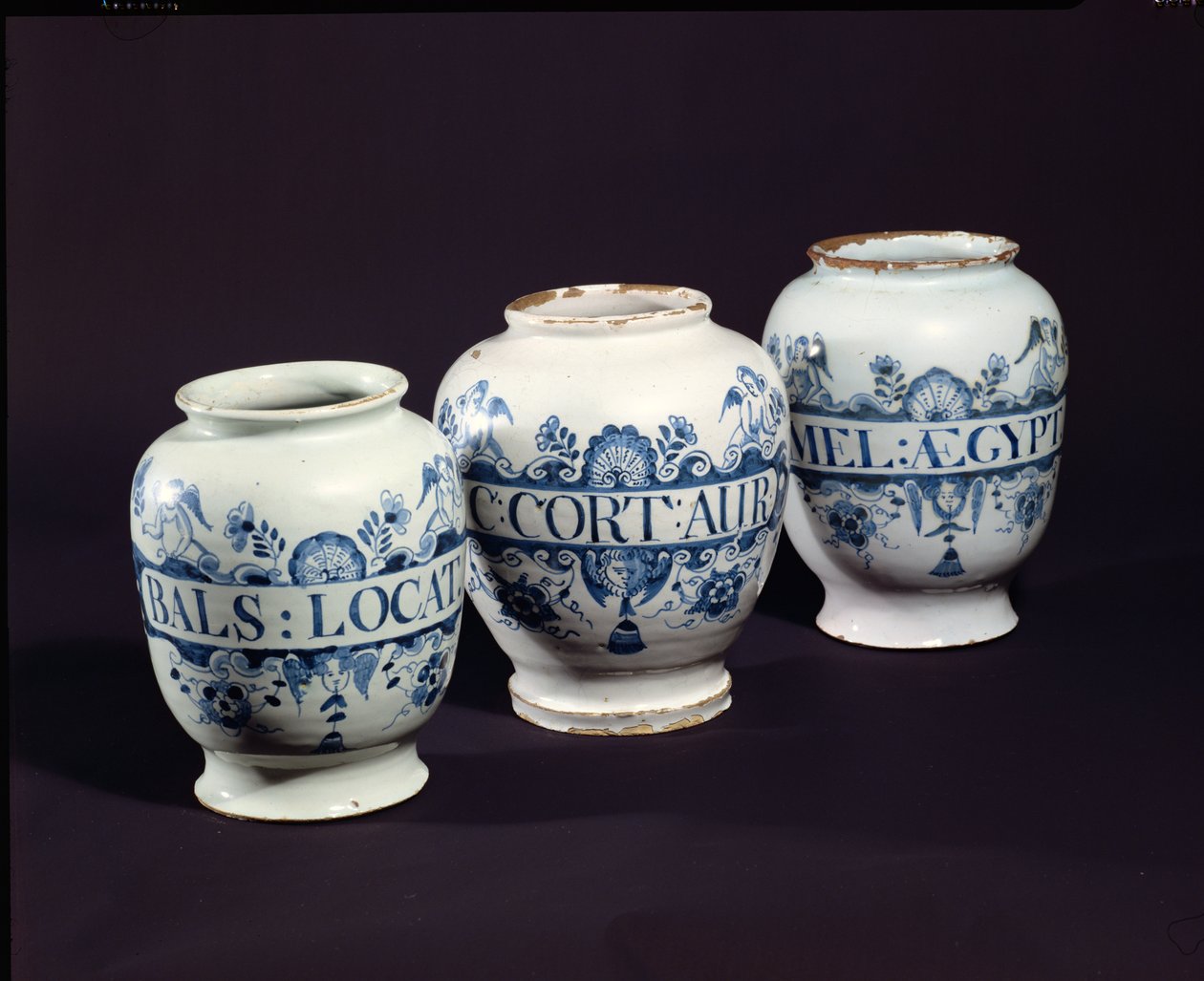 Sklenice na léky Apothecaries, cca 1740 (keramické) od English School