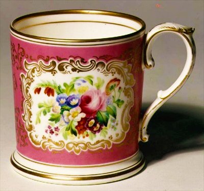 Hrnek Longton Hall Trembly Rose, cca 1755 (porcelán) od English School