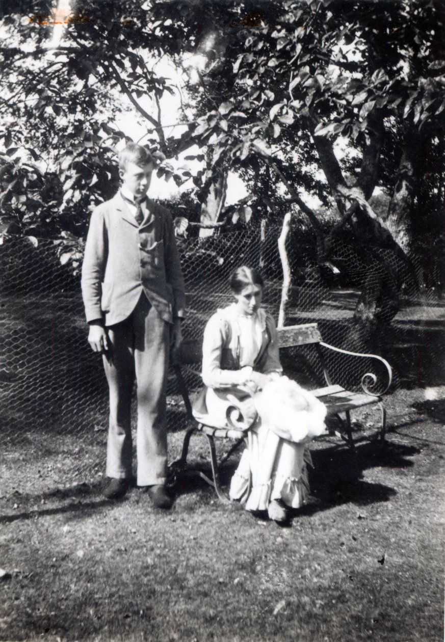 Adrian a Virginia Stephen, 1900 (černobílá fotografie) od English Photographer