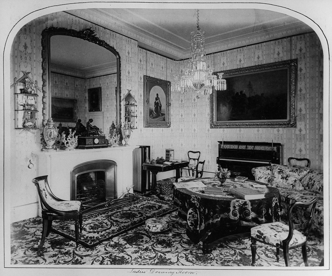 Dámský salon, Osborne House od English Photographer