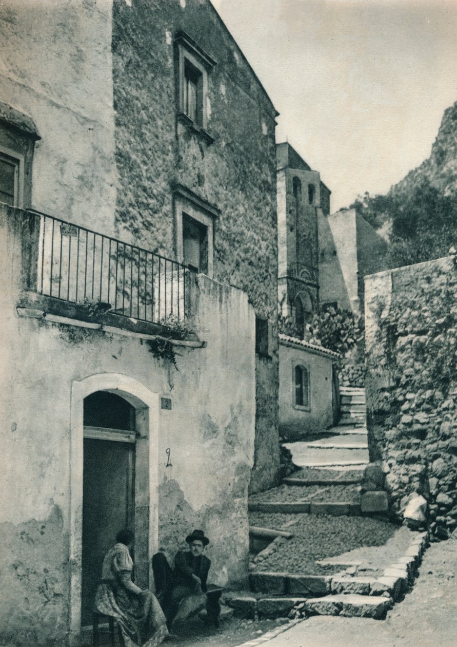 Ulice v Taormině, Sicílie, Itálie, 1927 od Eugen Poppel