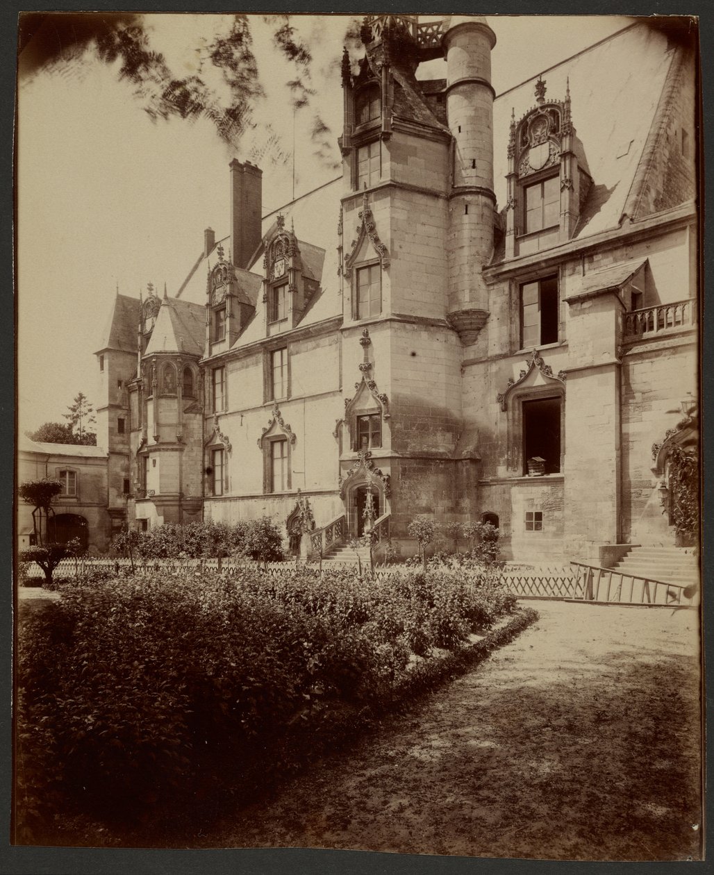 Beauvais, Soudy od Eugène Atget