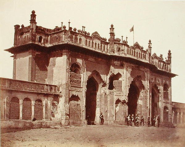 Brána v Lucknow od Felice Beato