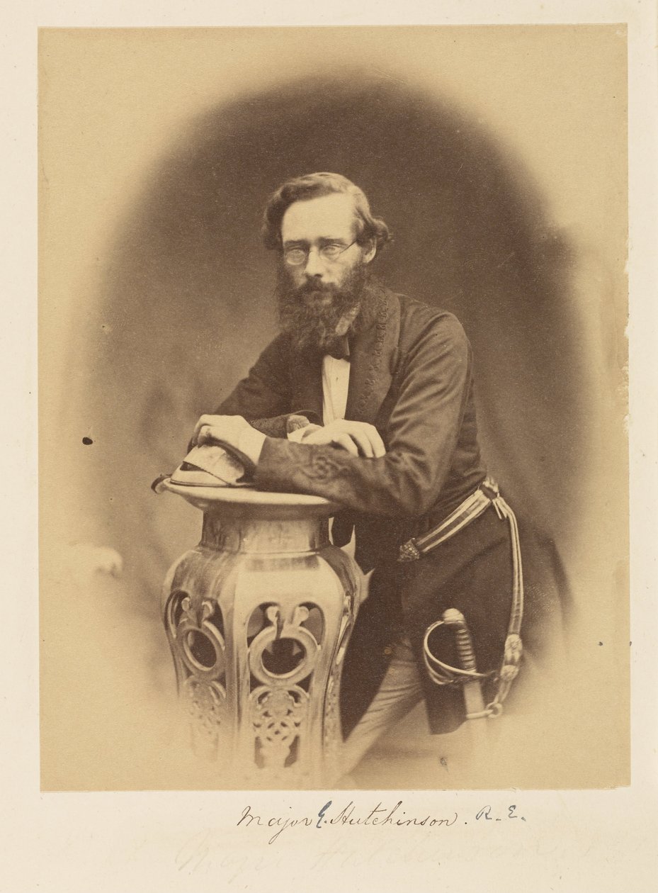 Major E. Hutchinson, R.E. od Felice Beato