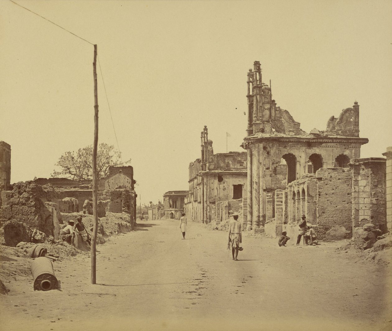 The Cawnpore Road, Lucknow od Felice Beato