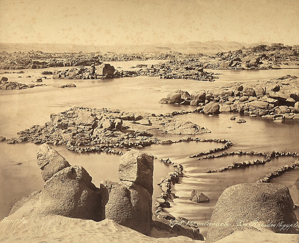 The cataracts of the Nile, Egypt od Félix Bonfils