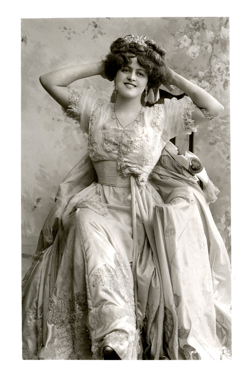 Marie Studholme 1875-1930, anglická herečka, 1900. od Foulsham and Banfield