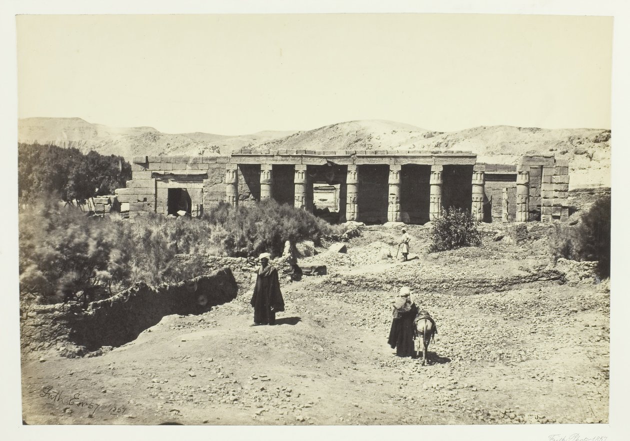 Chrám Goorneh, Théby, 1857. od Francis Frith
