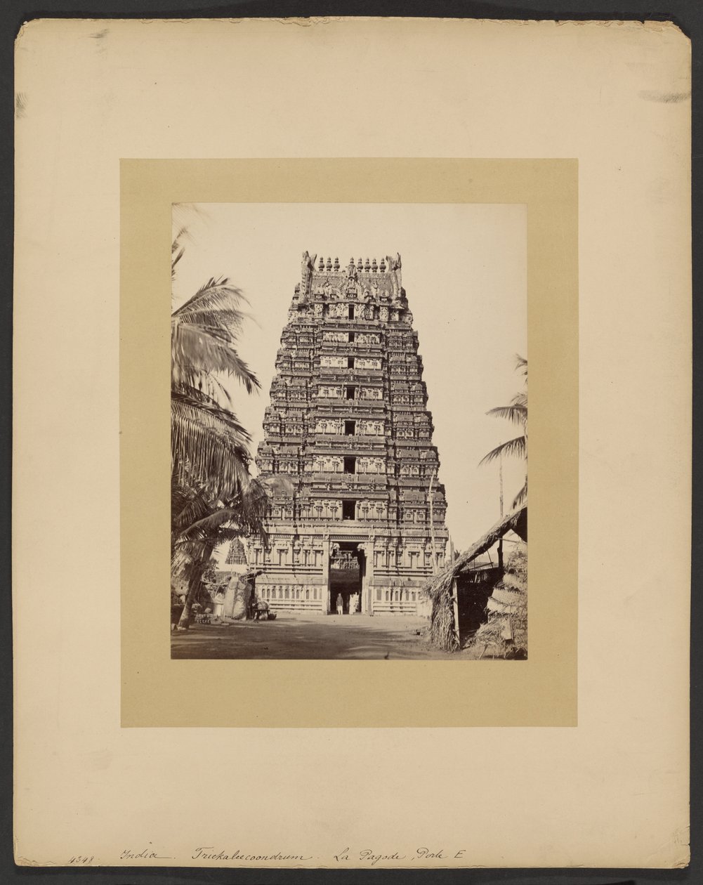Trickaleecoondrum, La Pagoda, Porte E od Francis Frith