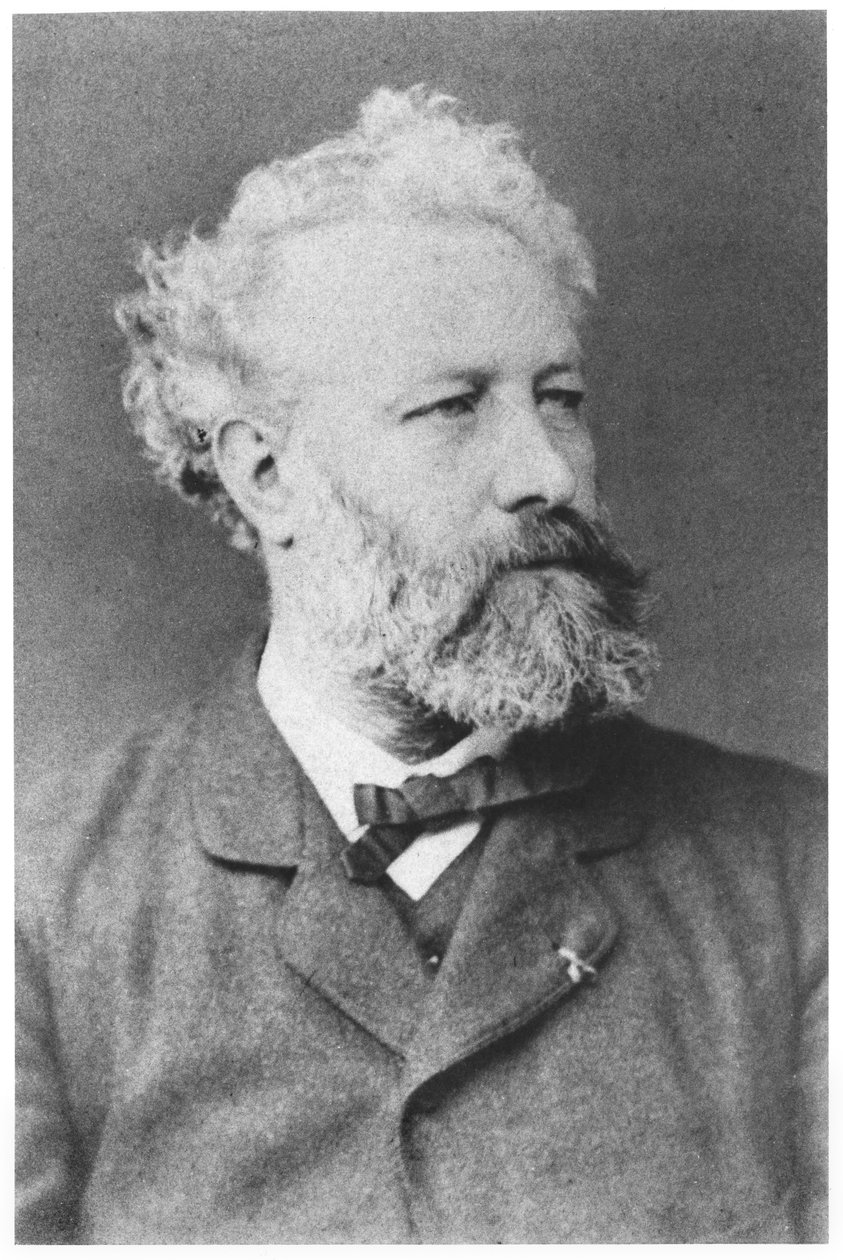 Portrét Julese Verna (1828-1905) koncem 19. století od French Photographer