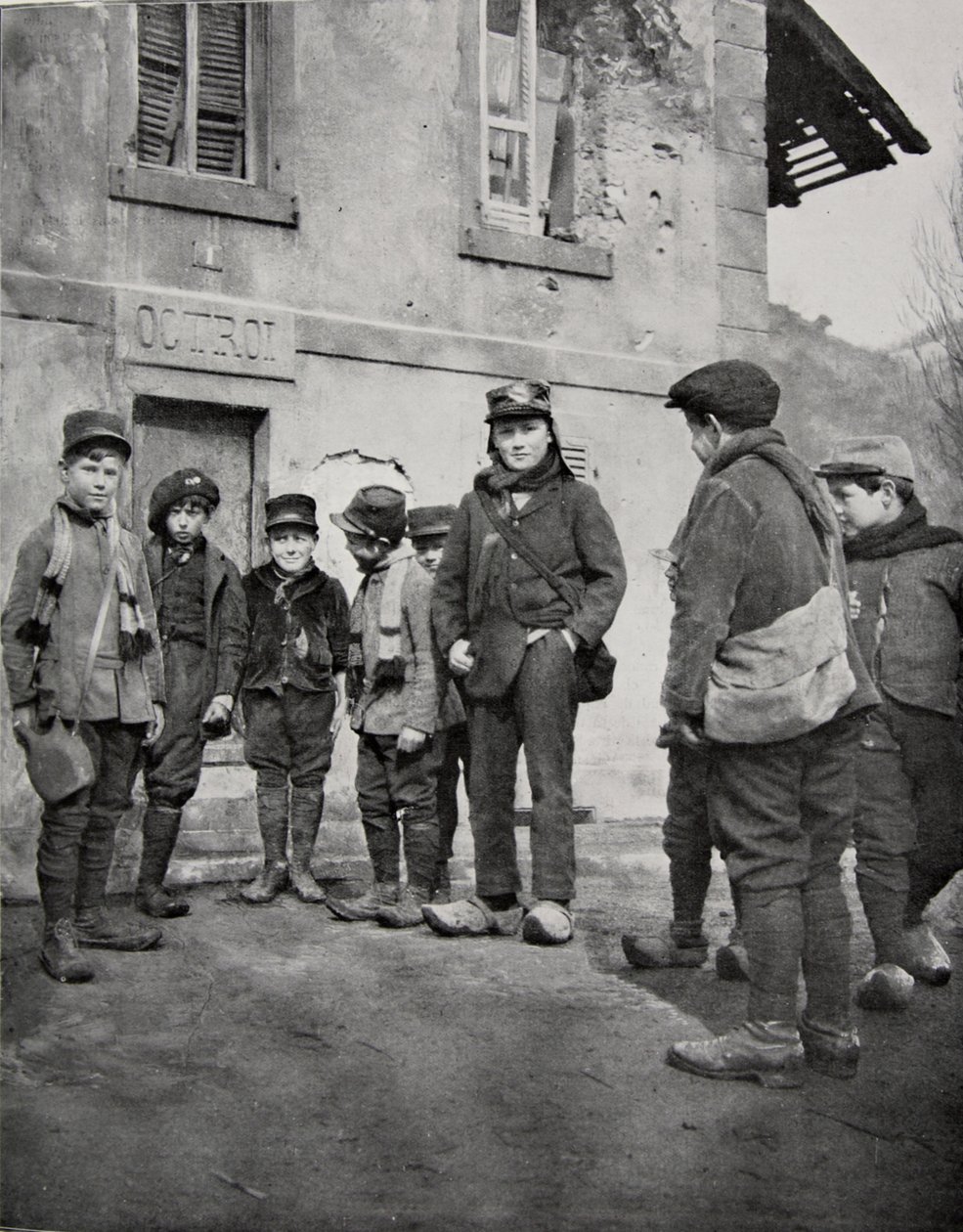 Školní děti z Alsaska, 1915 od French Photographer