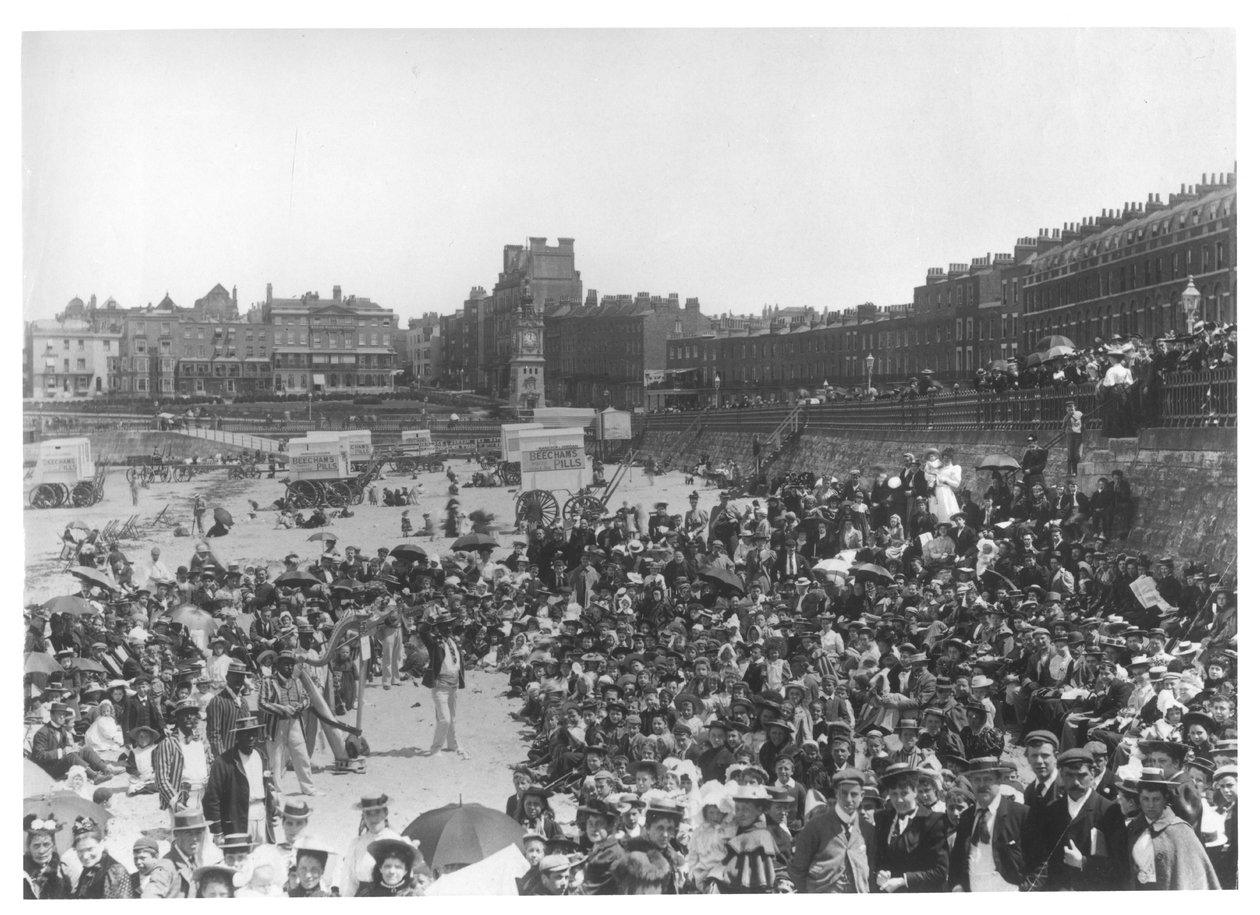 Zpěváci na pláži v Margate, kolem roku 1900 od French Photographer
